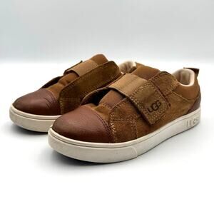 UGG Toddler Sneaker Toddler 12 Chestnut Suede Rennon Low Casual Easy OnOff Shoes
